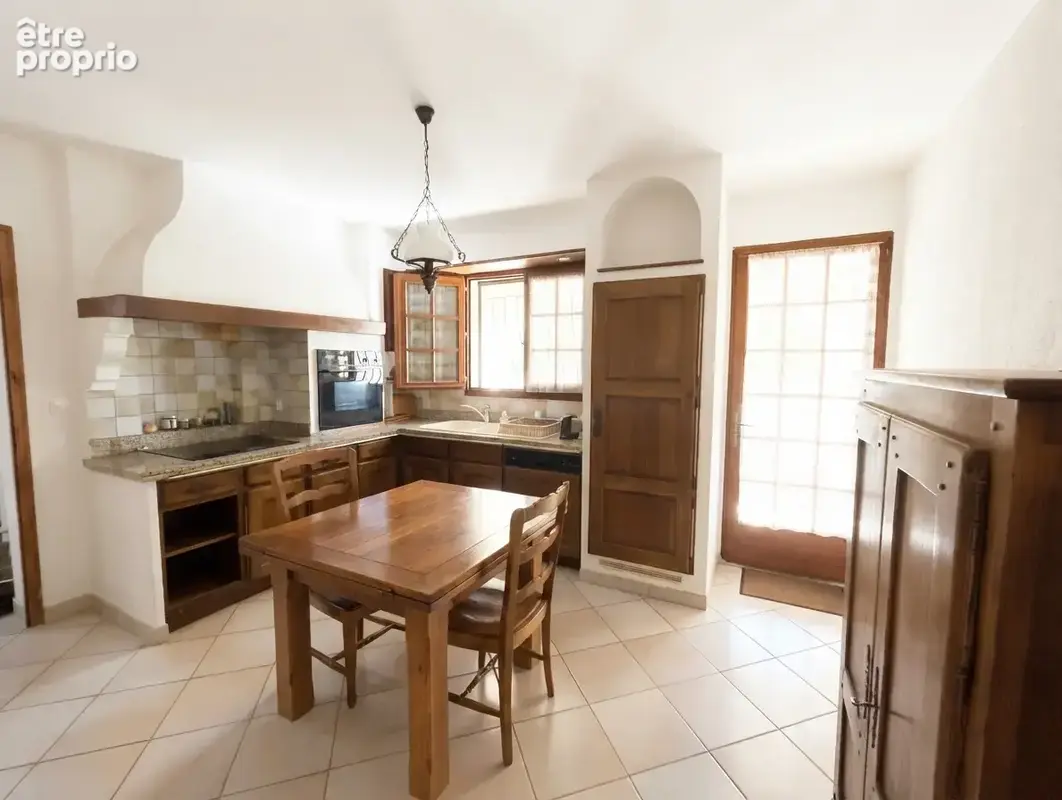 Maison 150 m2 avec piscine, jardin 1 000 m2 et garage — Rodilhan (Proche Nîmes) - photo 10