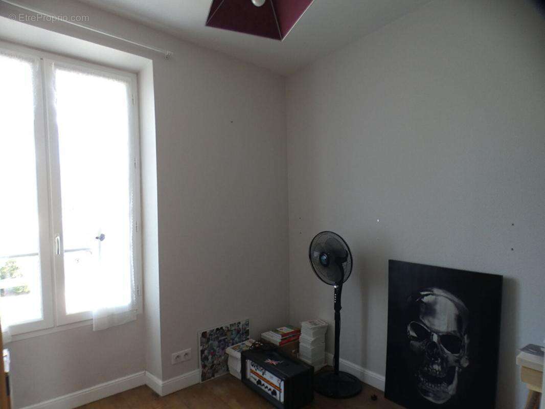 Maison à TERRASSON-LAVILLEDIEU