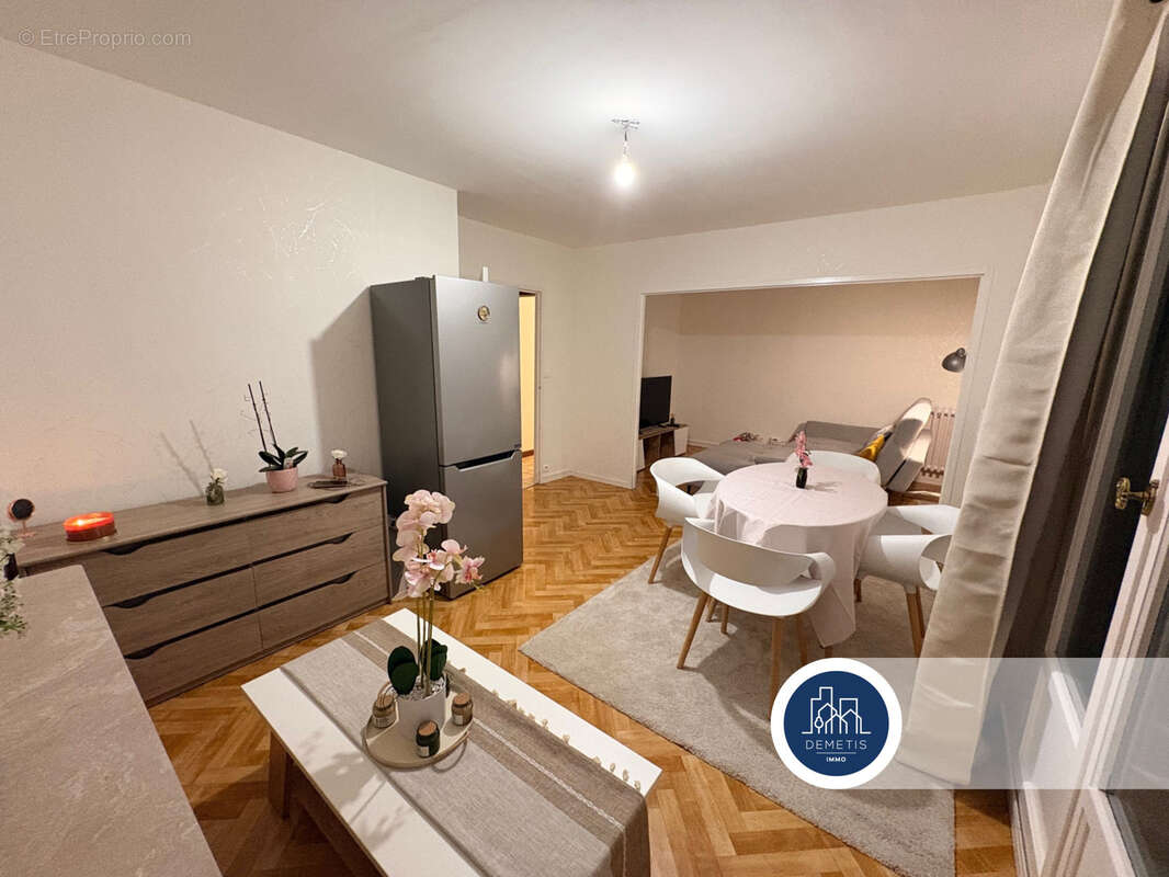 Appartement à ALLONNES