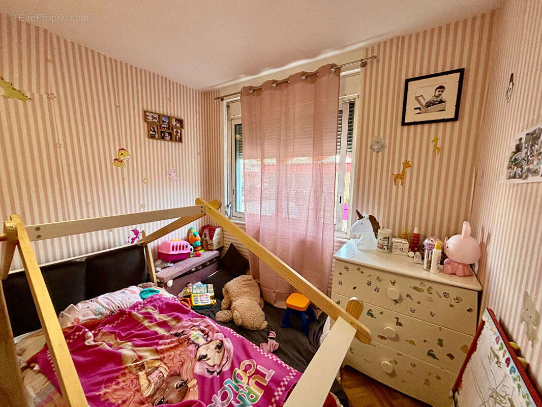 Appartement à BRON