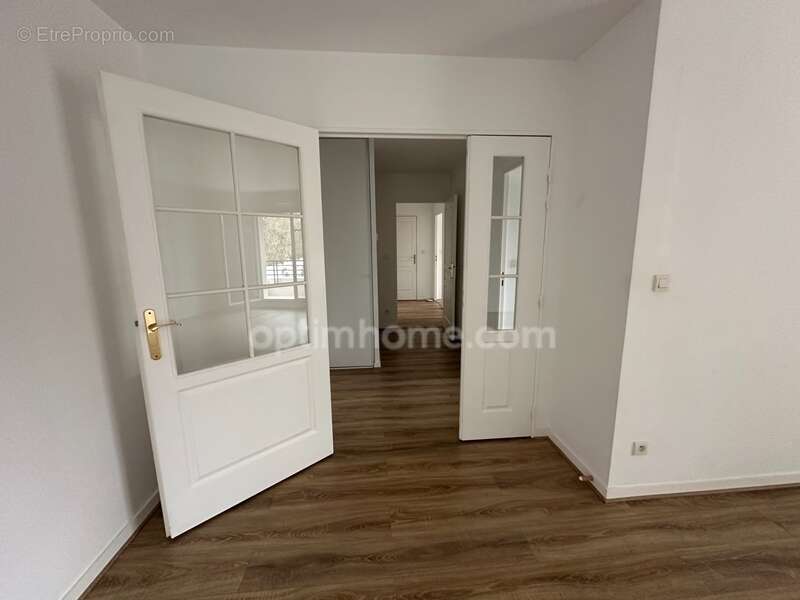 Appartement à SAINT-JEAN-DE-BRAYE