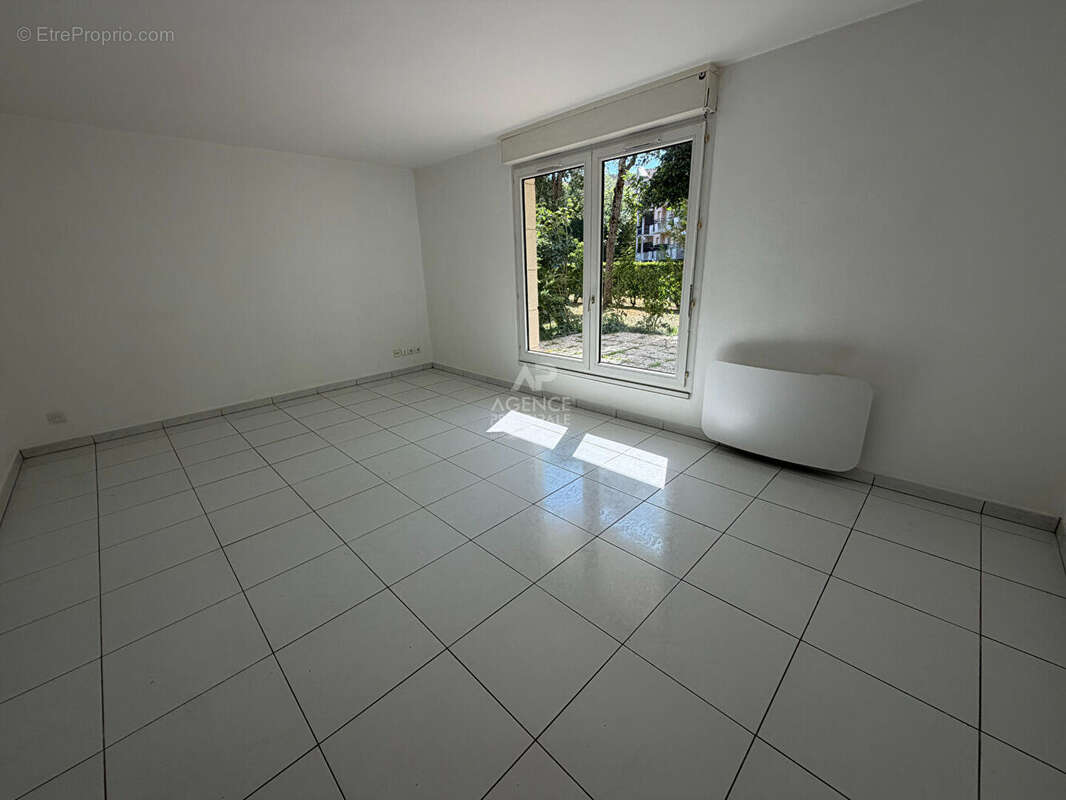 Appartement Cergy 2 pièce(s) 46.39 m2 - photo 3