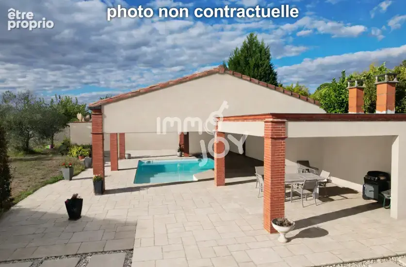 Villa d'architecte 225m2 - 1250m2 - piscine couverte- garage 40m2 - photo 19
