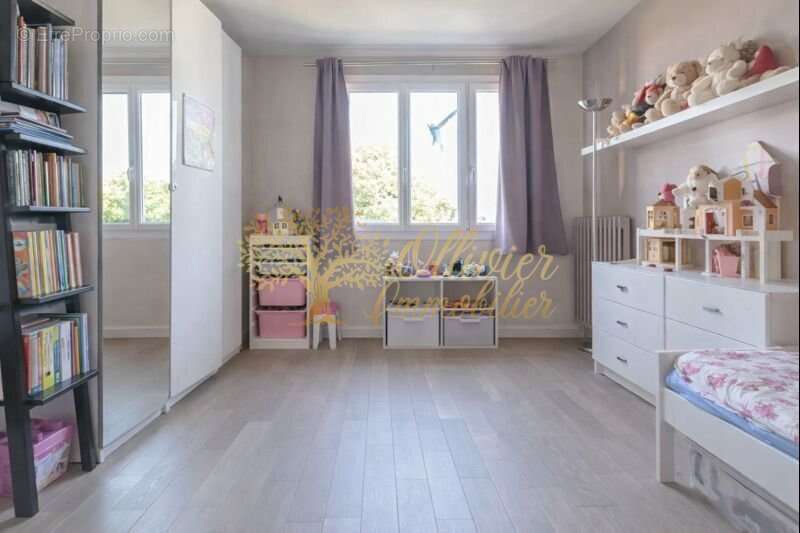 Maison à LE PERREUX-SUR-MARNE