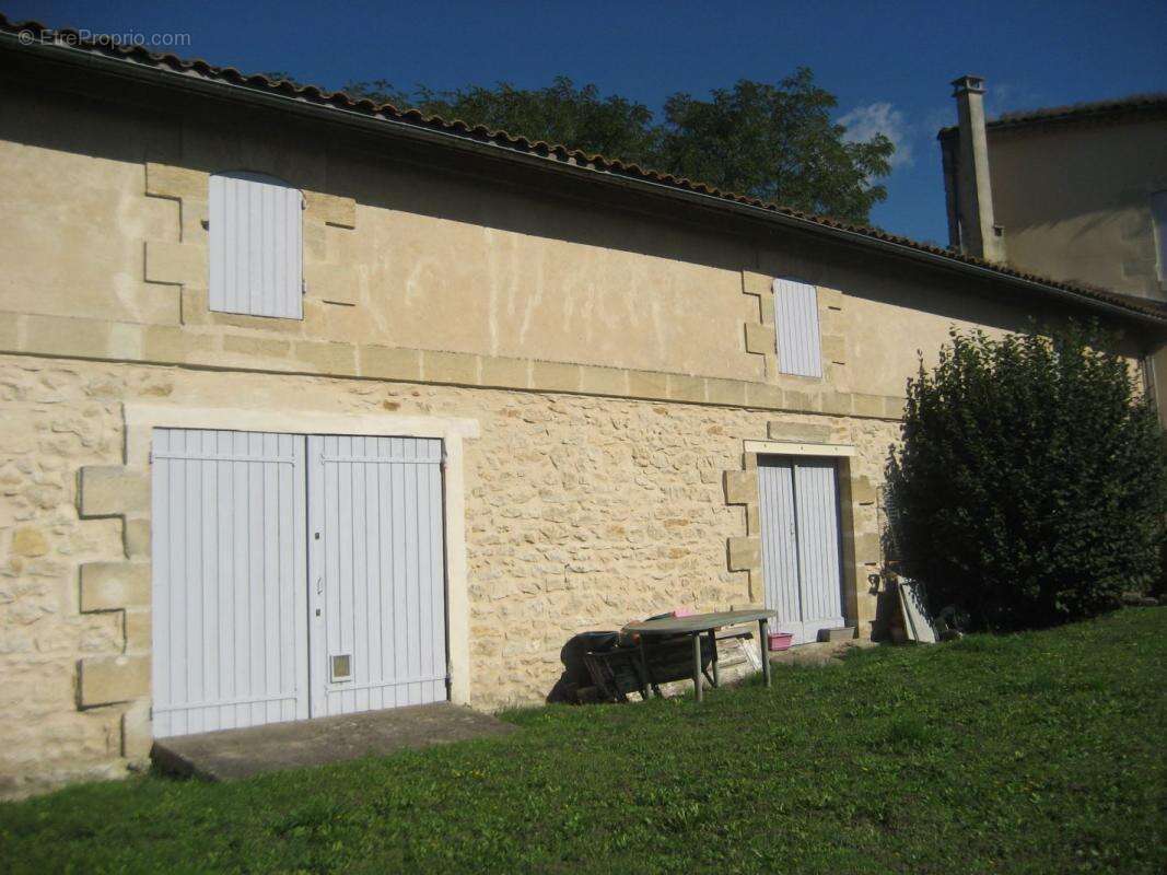 Maison 225 m² à Barsac  - photo 3