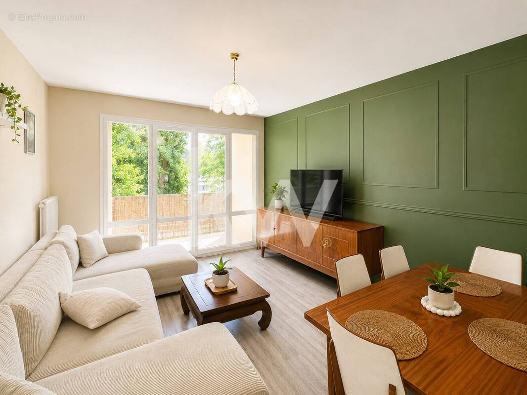Appartement à SAINT-JEAN-DE-BRAYE