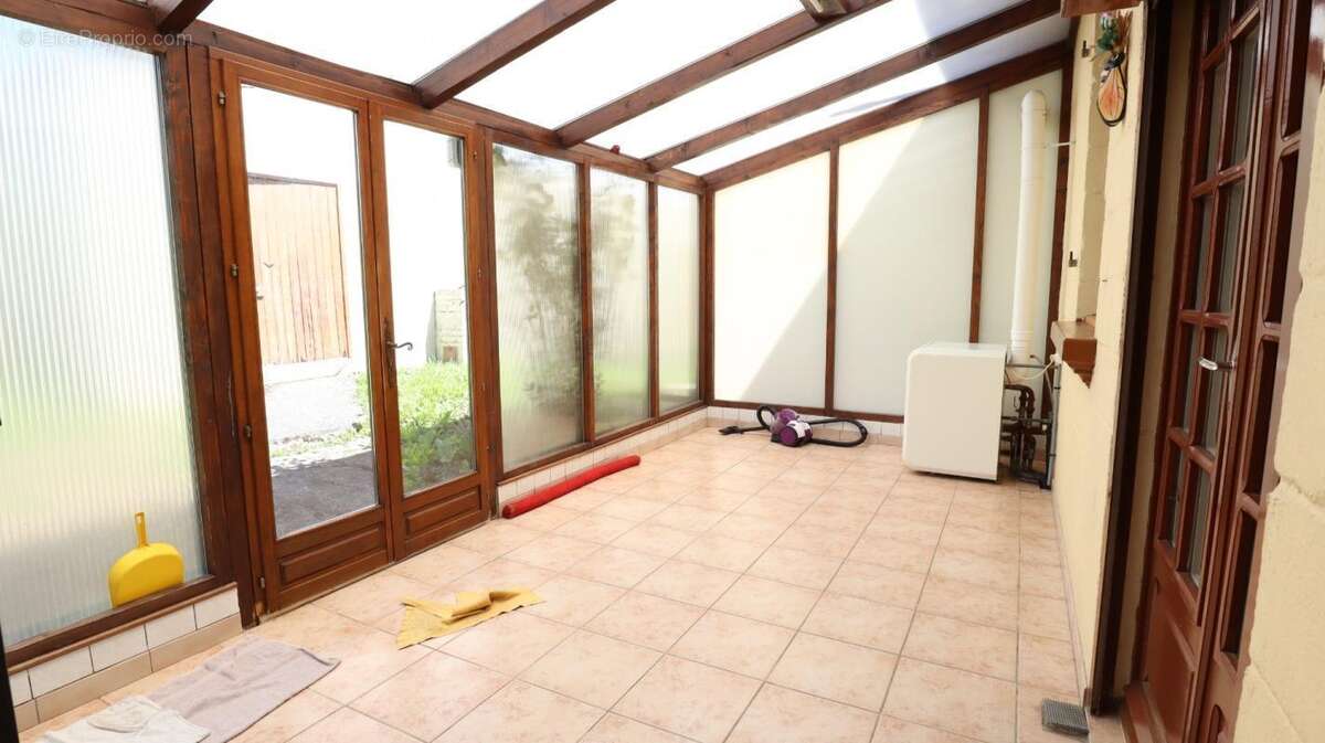 Maison semi-individuelle de 74 m² à Fourmies - photo 8