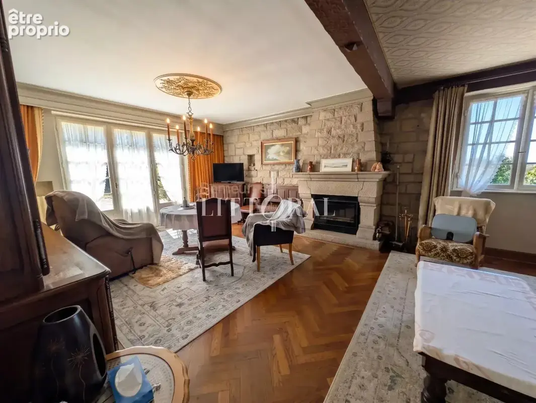 Exclusivité : Propriété en pierre proche de la mer et des plages - photo 23
