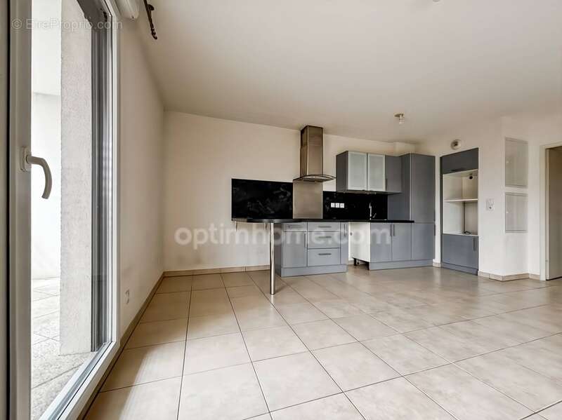 Appartement à SAINT-JEAN-DE-VEDAS