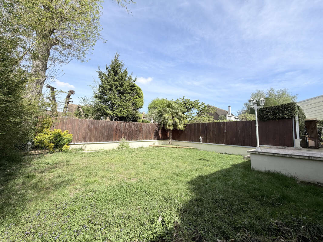 Maison à RUEIL-MALMAISON