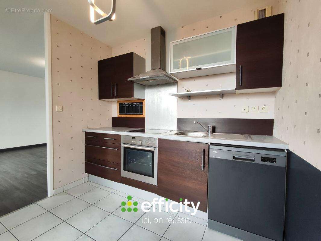 Appartement à SAINT-JACQUES-DE-LA-LANDE