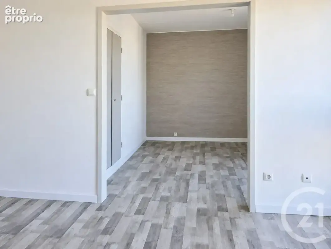 Appartement 4 pièces 72 m² à vendre à Chalons-En-Champagne (51000) - photo 4