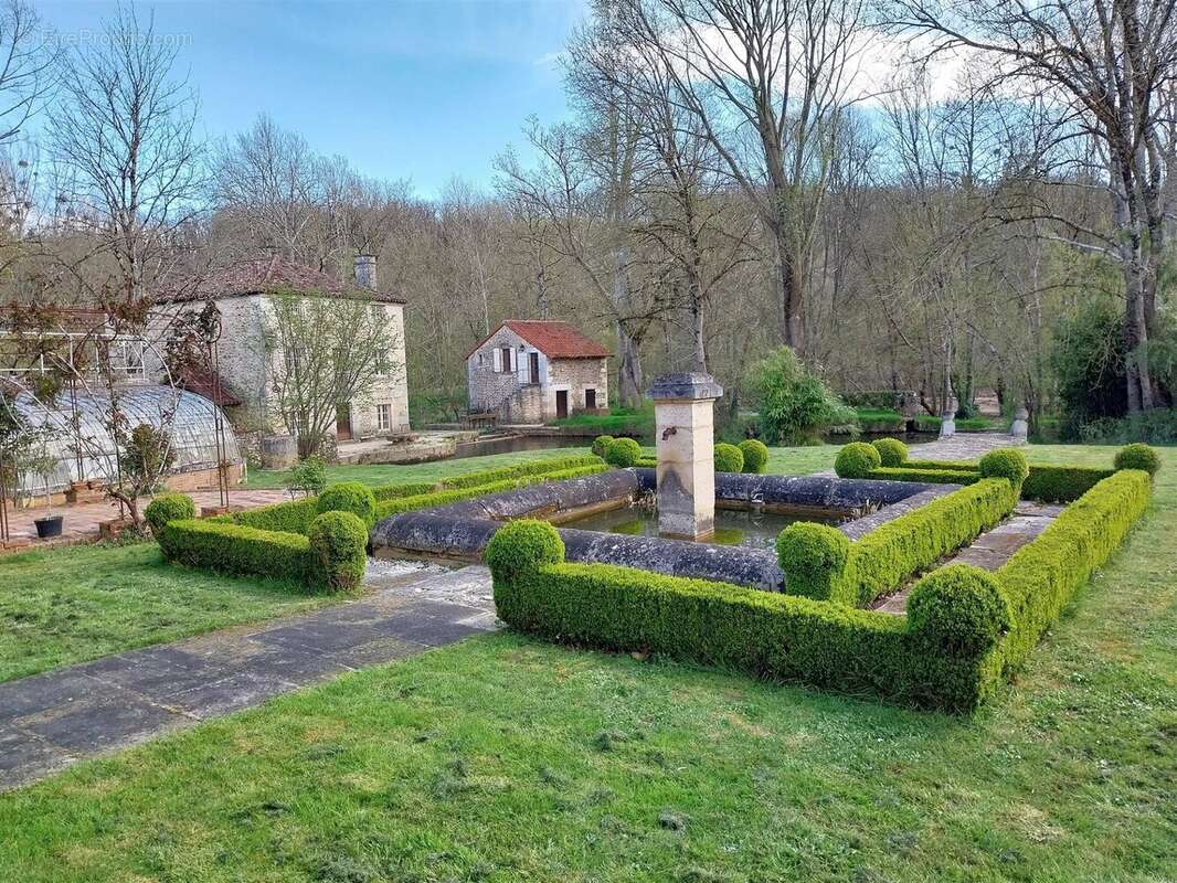 Maison à LA BUSSIERE