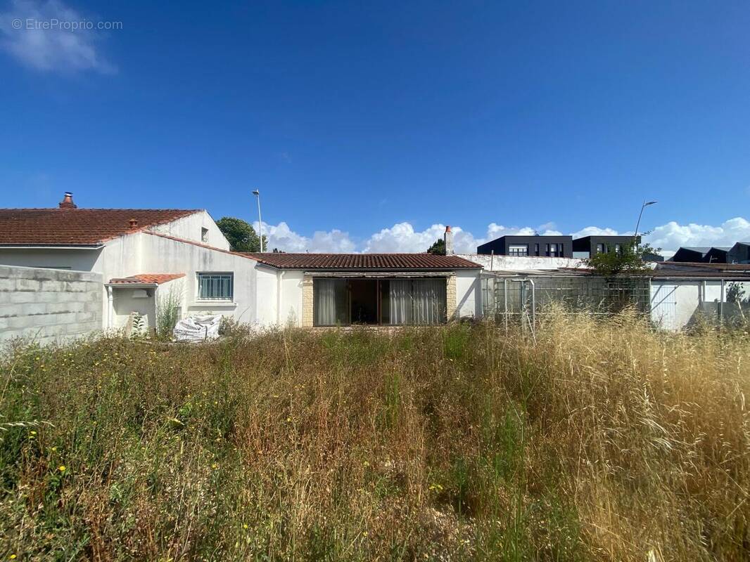 Photo 1 - Terrain à LA ROCHELLE