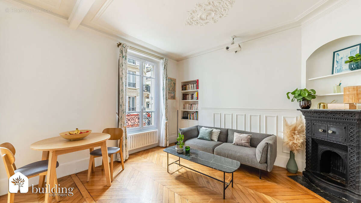 Appartement à LEVALLOIS-PERRET