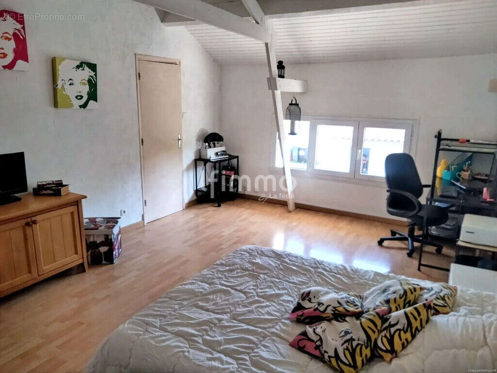 Maison 198m² centre ville de Vic en Bigorre - photo 8