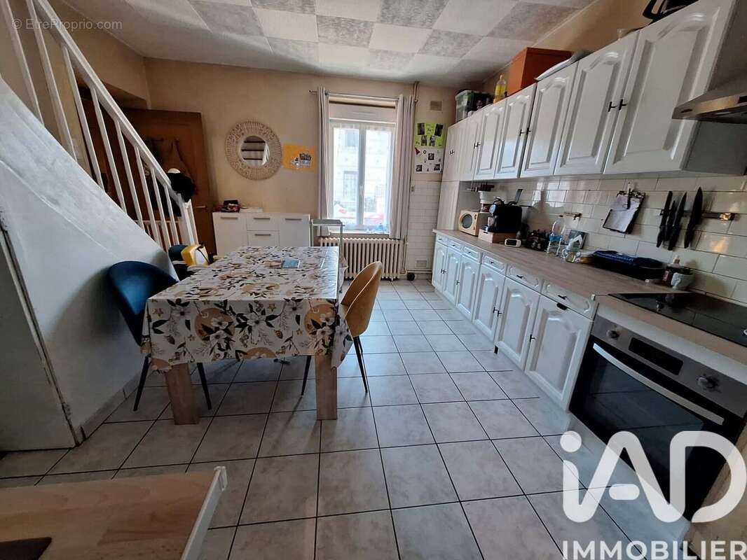 Photo 2 - Maison à MIRECOURT