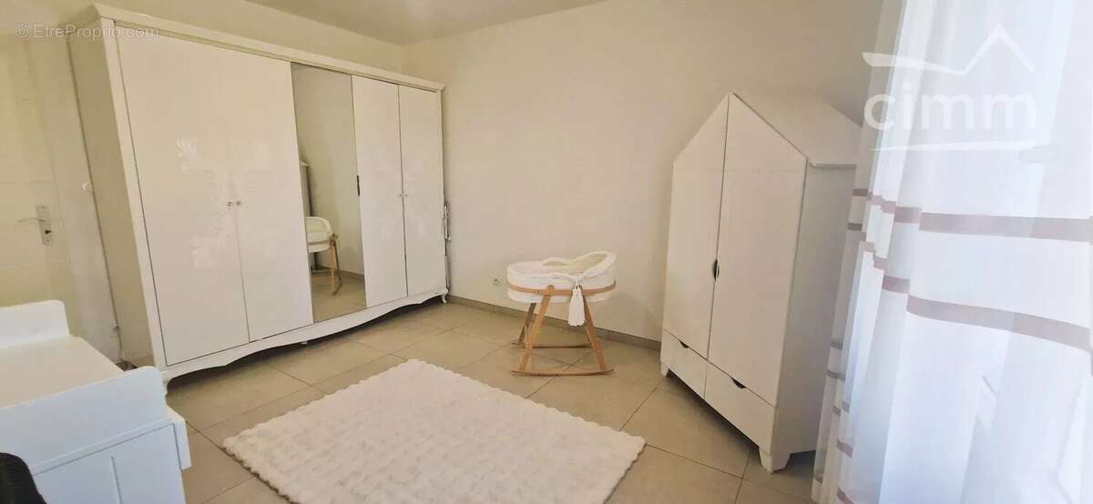  À VENDRE – Superbe propriété avec deux appartements spacieux et prestations haut de gamme - photo 16
