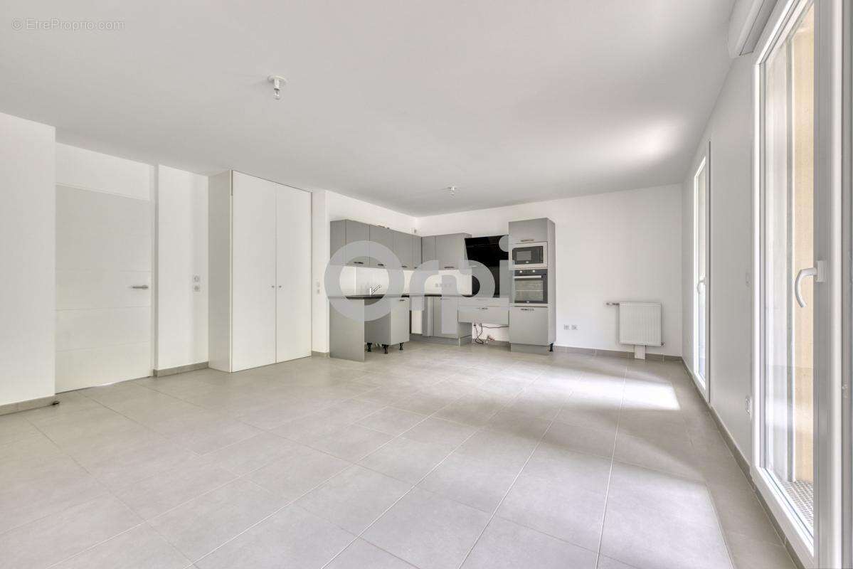 Appartement à FERRIERES-EN-BRIE