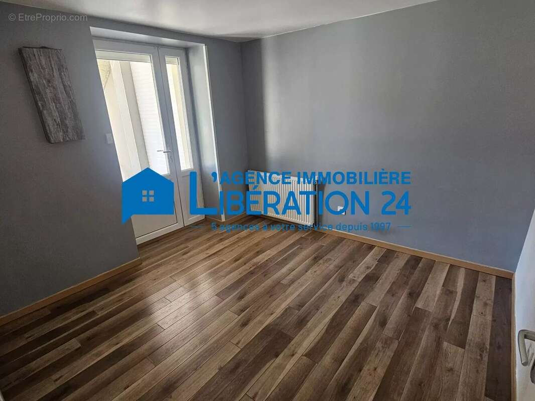 Belle maison de ville à Unieux avec apt indépendant - photo 9