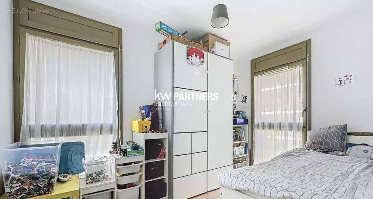 Appartement à NANTERRE
