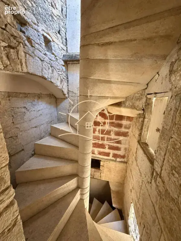 Maison de caractère de 126 m² au coeur de Barjac avec terrasse panoramique - photo 7