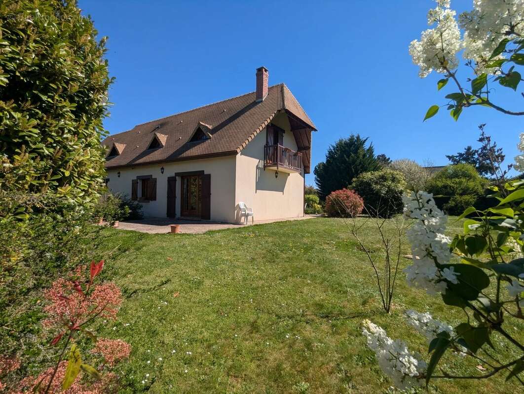 Maison à PACY-SUR-EURE