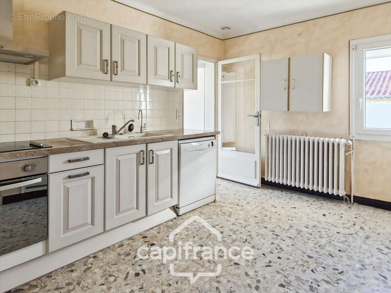 Maison à ROQUEMAURE