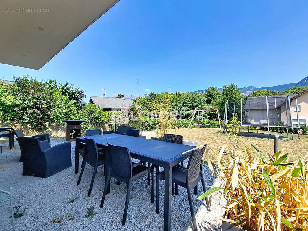 Villa Curienne 6 pièce(s) 160 m2 - photo 14