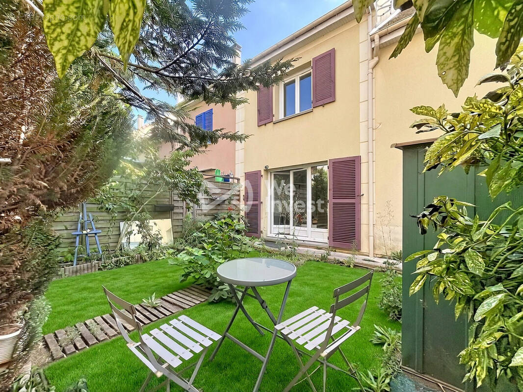 Maison à NANTERRE
