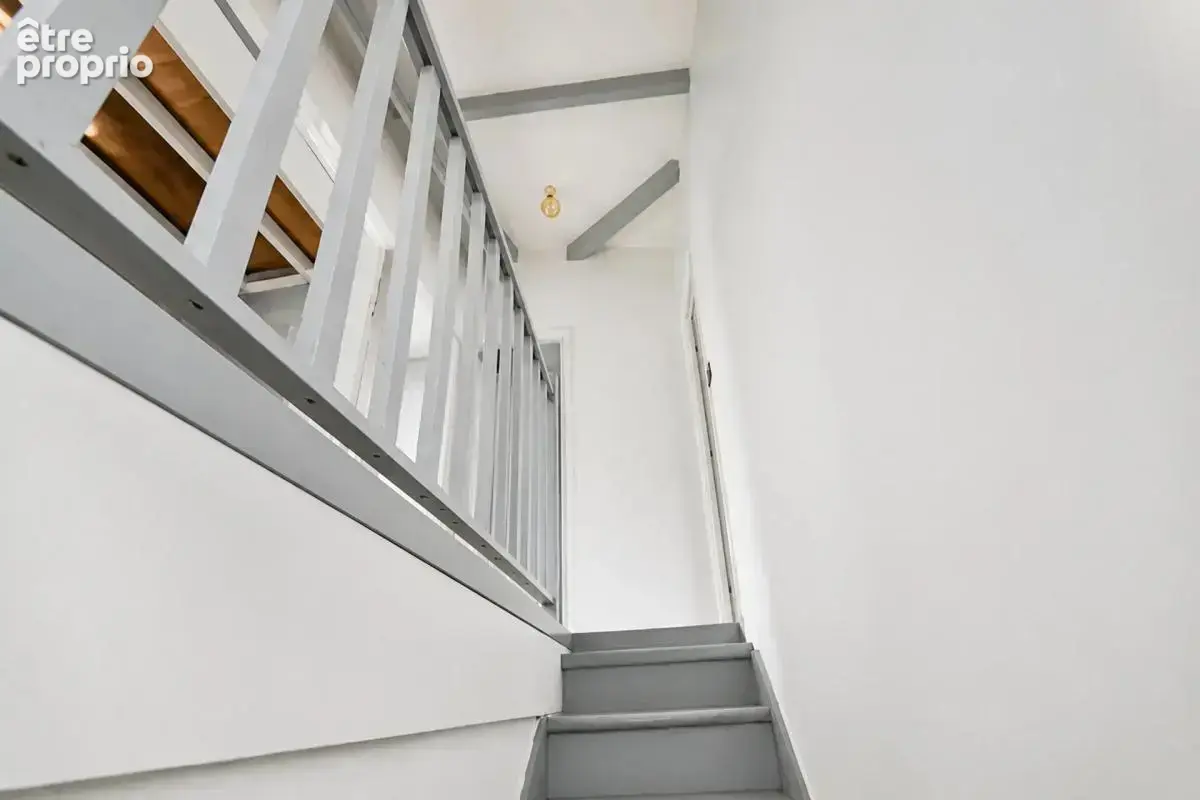 Maison de 7 pièces de 130 m² à Enghien-les-Bains - photo 27