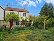Photo 1 - Maison à LA ROMAGNE