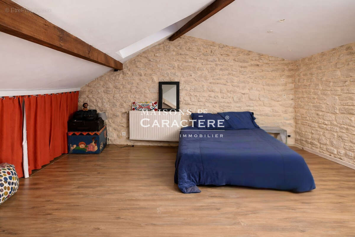 Maison à BEYNES