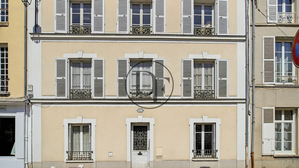 Appartement à FONTAINEBLEAU