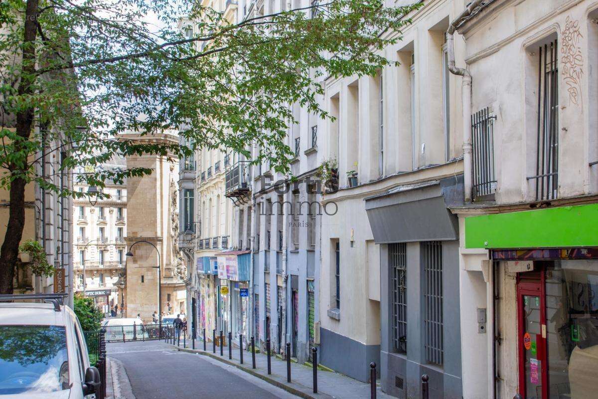 Appartement à PARIS-2E