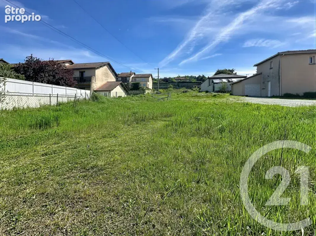 Terrain 572 m² à Saint-Clair-Du-Rhone  - photo 2