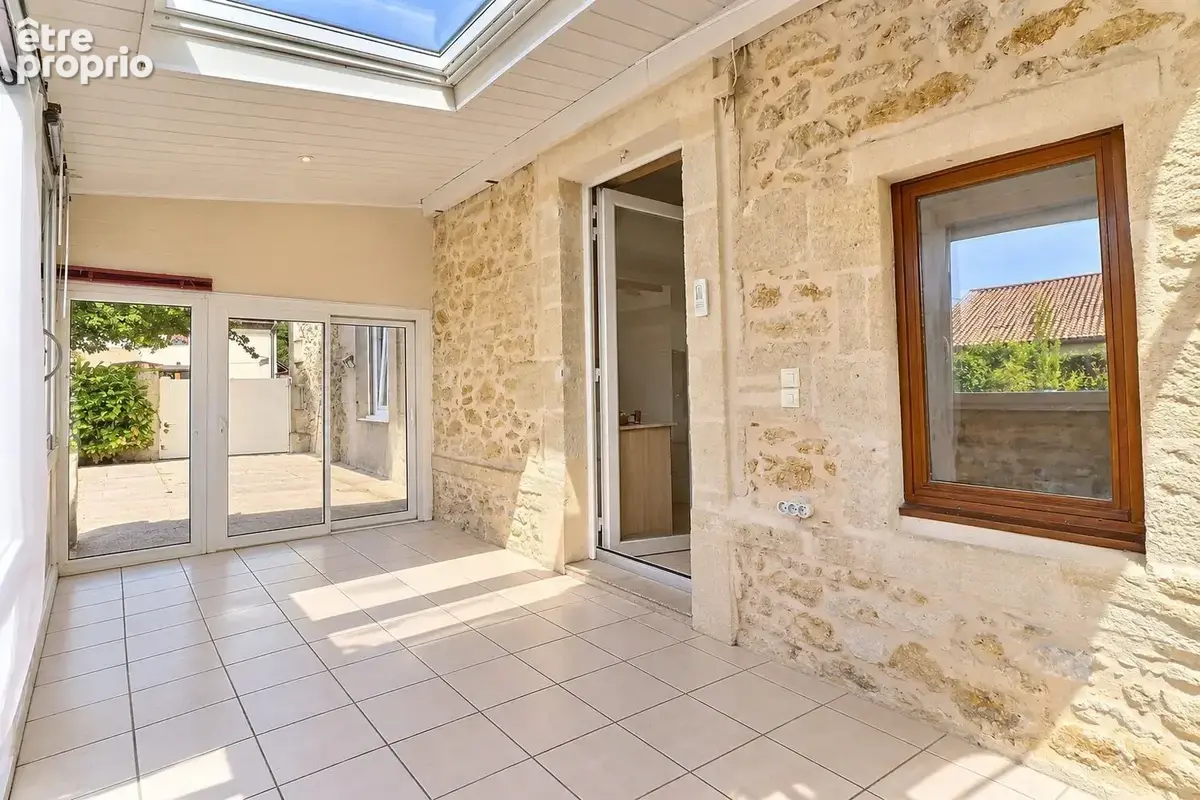 Maison de charme 105 m² avec piscine - photo 3