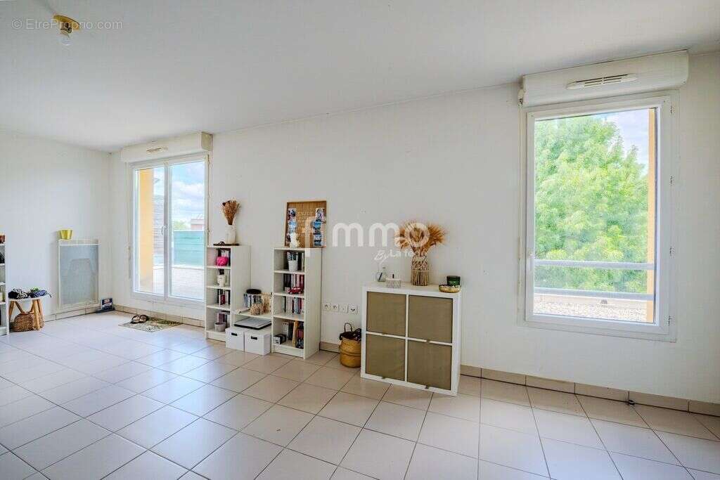 Investissement locatif – T2 avec terrasse et parking - photo 3