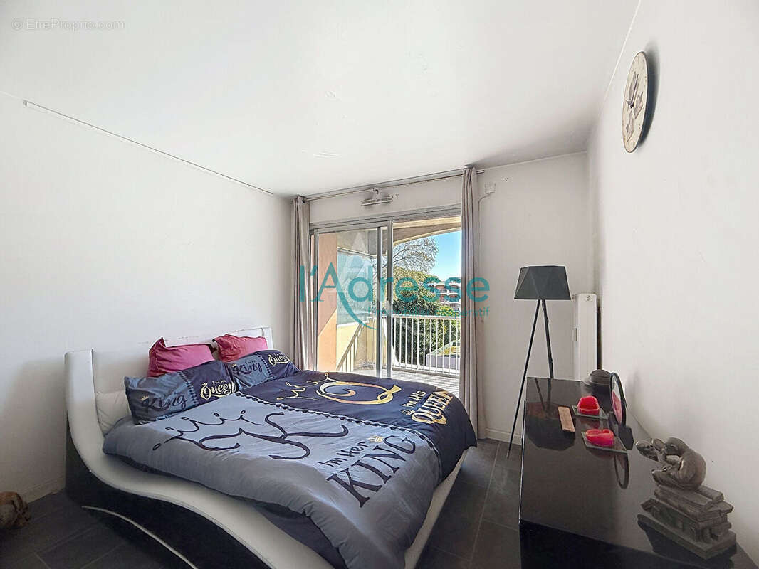 Appartement à MANDELIEU-LA-NAPOULE