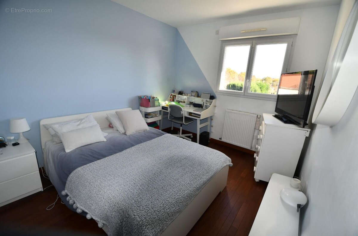 Maison à PREVESSIN-MOENS