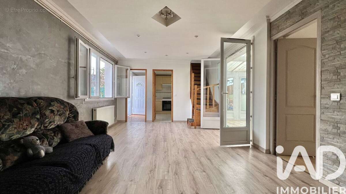 Photo 3 - Maison à PIERREFITTE-SUR-SEINE