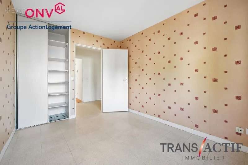 Appartement à SAINT-CYR-L'ECOLE