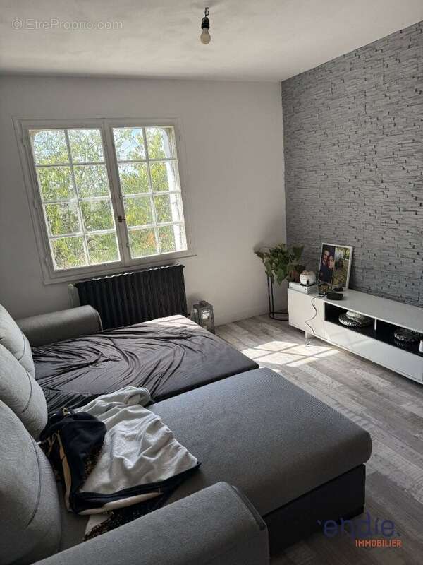 Maison 2 chambres sur sous sol complet avec garage et terrain - photo 5