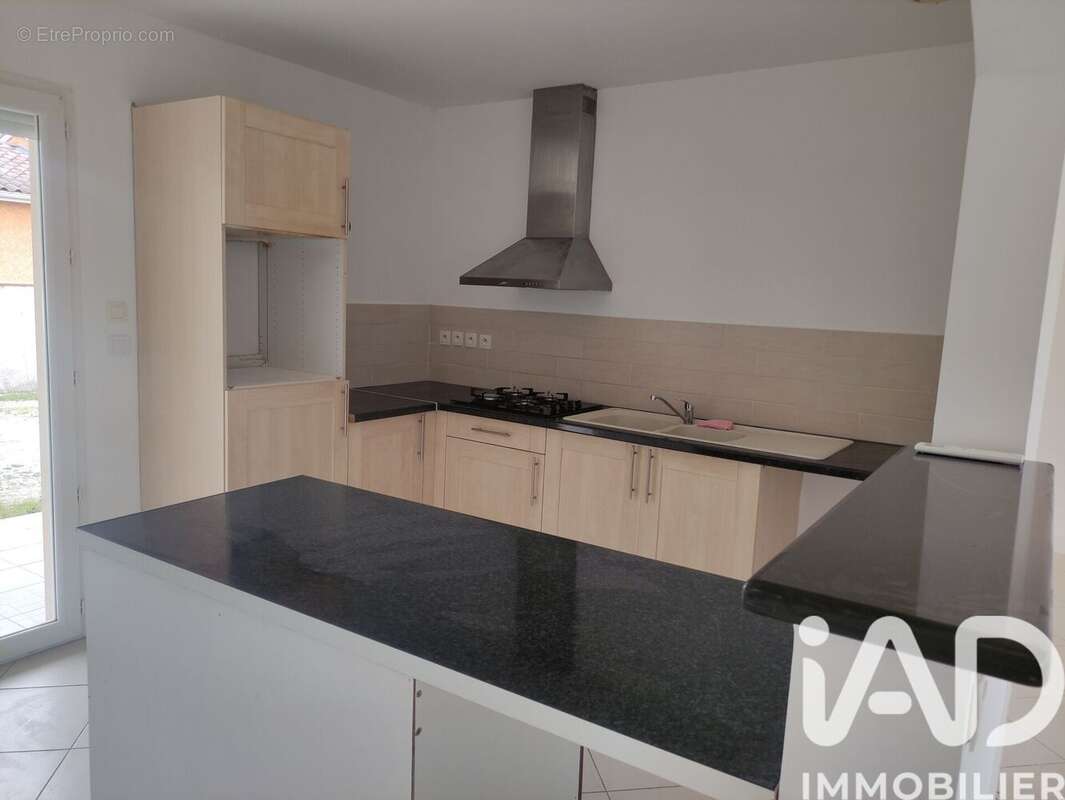 Photo 2 - Maison à MONTBETON