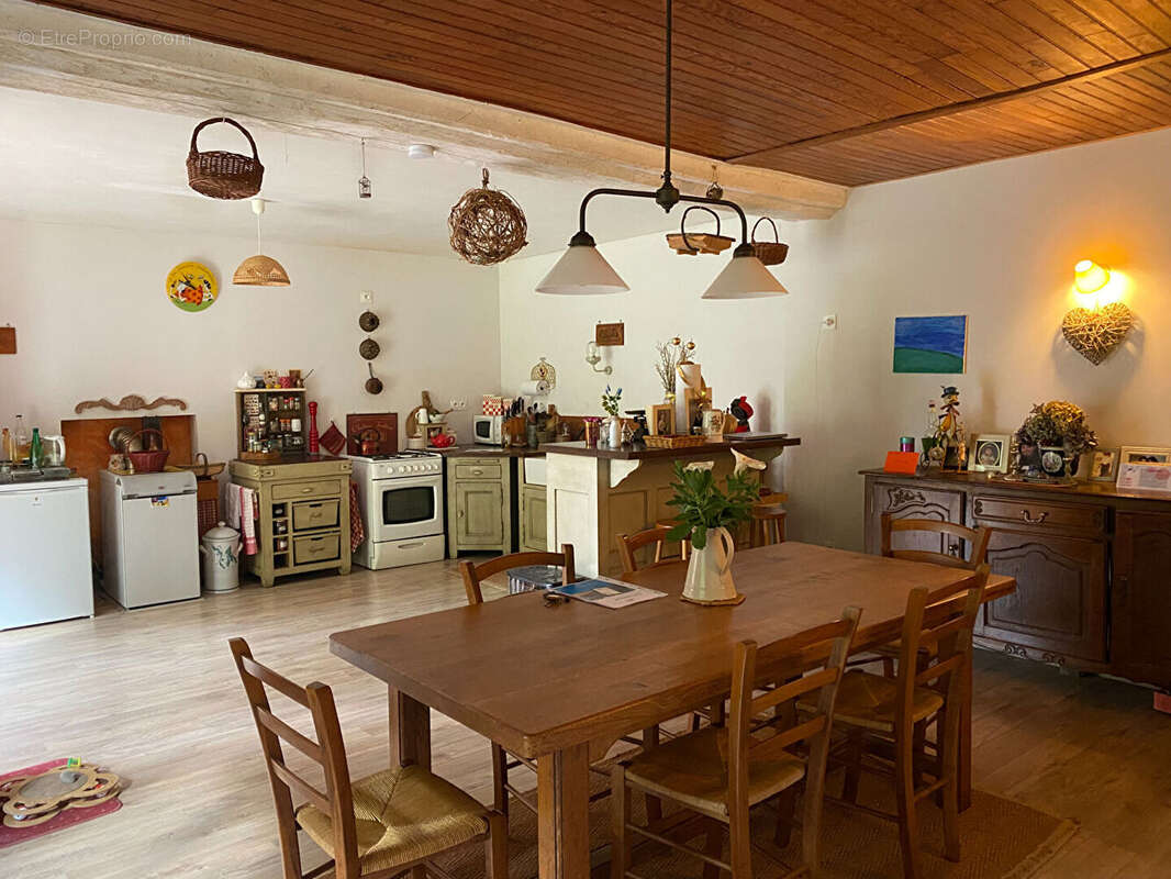 Maison à SAINT-PIERRE-DES-LANDES