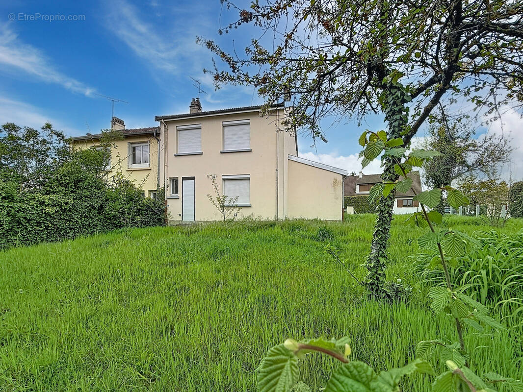 Maison à SAINT-THIERRY