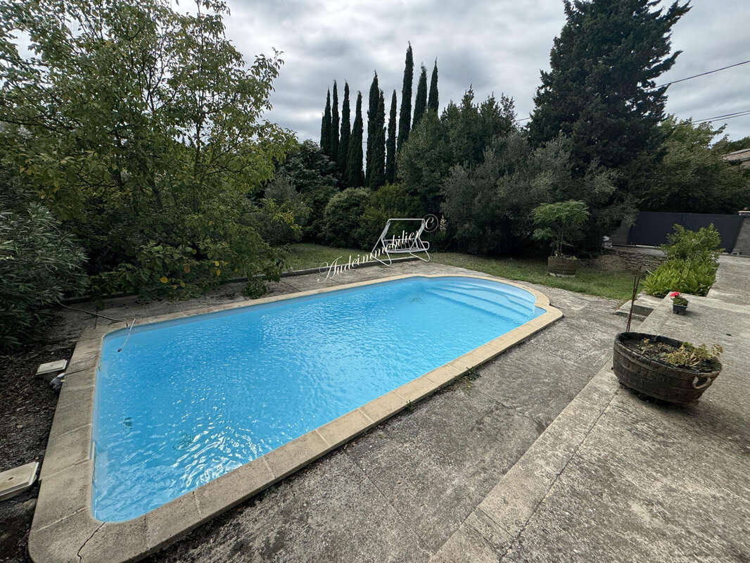 villa de plain-pied avec piscine - photo 18