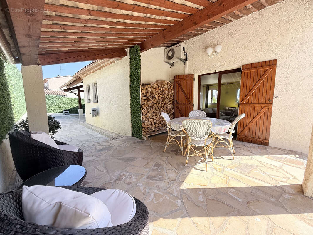 Maison à LE CANNET