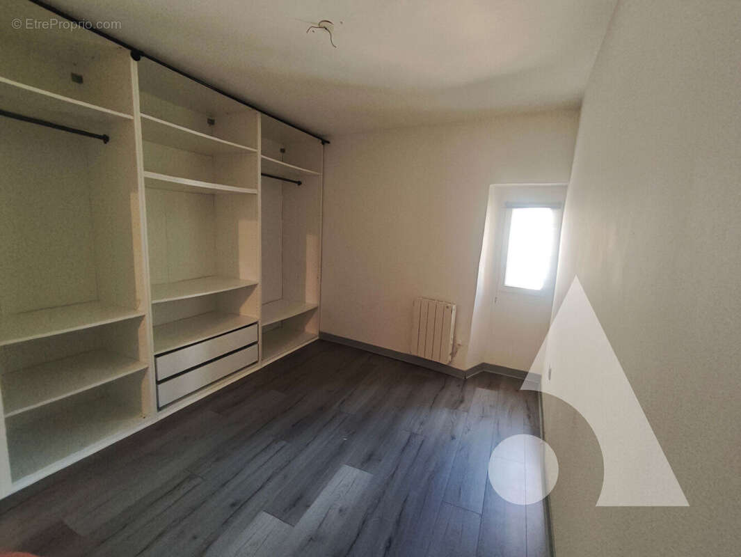 Appartement à AUPS