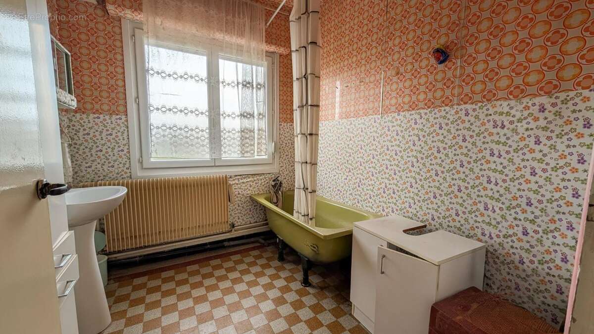 Maison à GOUZEAUCOURT